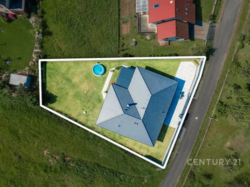 Prodej domu 226 m², pozemek 987 m²
