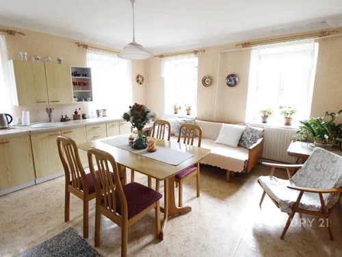 Prodej domu 200 m², pozemek 1465 m²