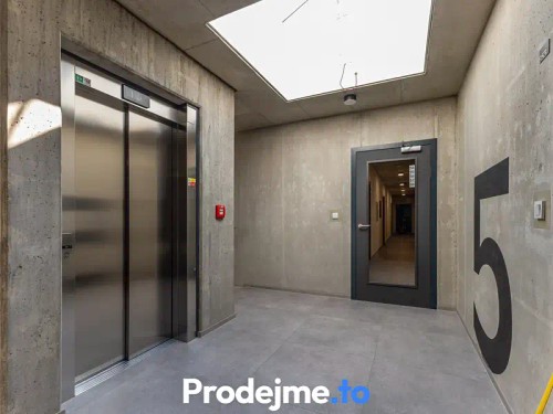 Prodej bytu 4+kk 112 m²