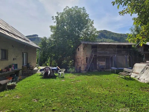 Prodej domu 160 m², pozemek 1000 m²