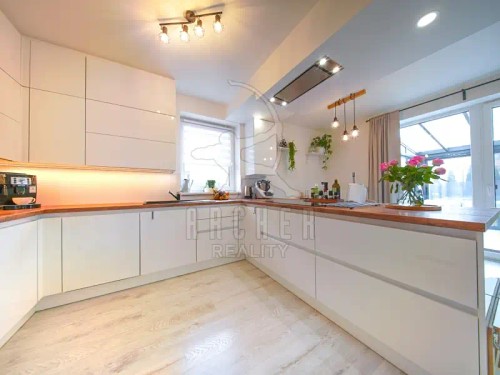 Prodej domu 168 m², pozemek 472 m²