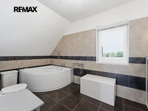 Prodej domu 107 m², pozemek 1233 m²