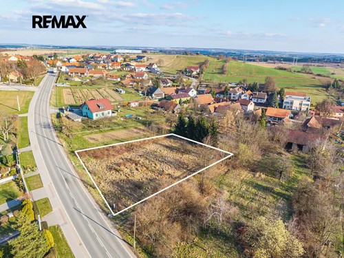 Prodej stavebního pozemku 1755 m²