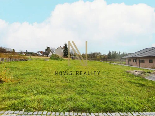 Prodej stavebního pozemku 698 m²