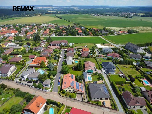 Prodej domu 570 m², pozemek 1464 m²
