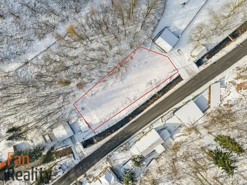 Prodej stavebního pozemku 696 m²