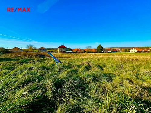 Prodej stavebního pozemku 5742 m²