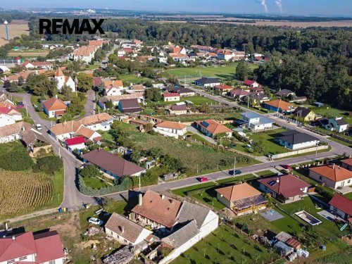 Prodej stavebního pozemku 810 m²