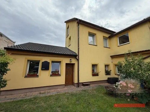 Prodej domu 204 m², pozemek 375 m²