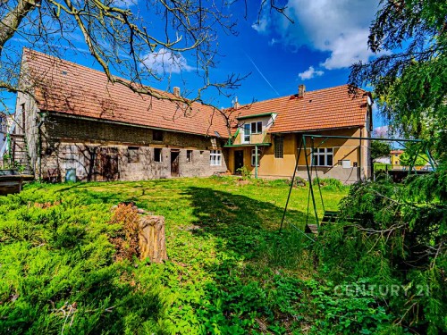 Prodej domu 180 m², pozemek 2322 m²
