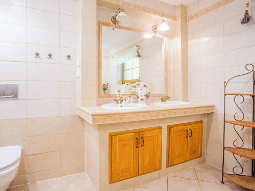 Prodej domu 260 m², pozemek 1754 m²