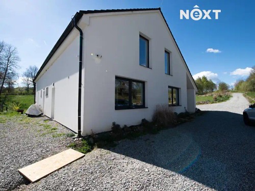 Prodej domu 263 m², pozemek 38000 m²