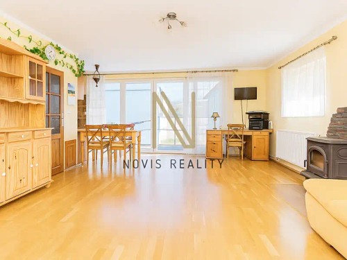 Prodej domu 200 m², pozemek 869 m²