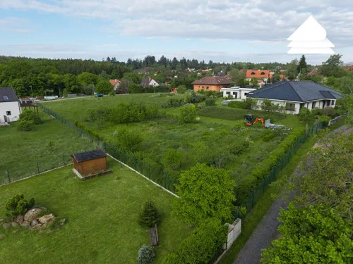 Prodej stavebního pozemku 1421 m²