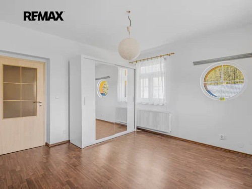 Prodej vily 320 m², pozemek 1201 m²