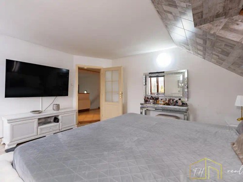 Prodej domu 400 m², pozemek 1728 m²