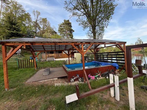 Prodej chaty 77 m², pozemek 270 m²