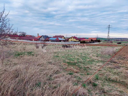 Prodej stavebního pozemku 6994 m²