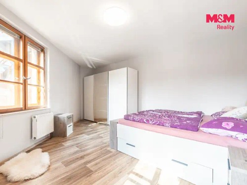 Prodej domu 240 m², pozemek 1842 m²