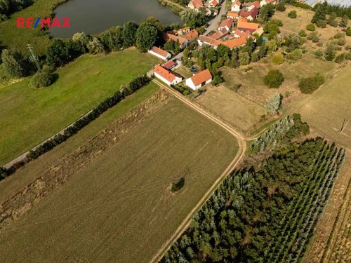 Prodej stavebního pozemku 1147 m²