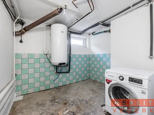 Prodej domu 220 m², pozemek 883 m²