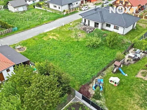 Prodej stavebního pozemku 738 m²