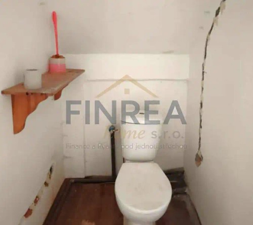 Prodej domu 350 m², pozemek 984 m²