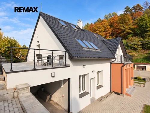 Prodej domu 272 m², pozemek 932 m²