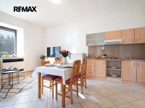 Prodej zemědělské usedlosti 770 m², pozemek 9150 m²