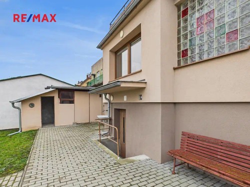 Prodej domu 234 m², pozemek 815 m²