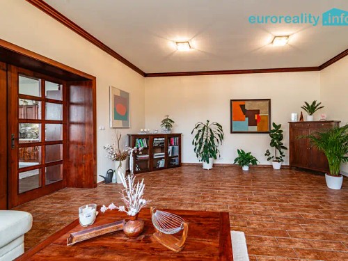 Prodej domu 274 m², pozemek 627 m²