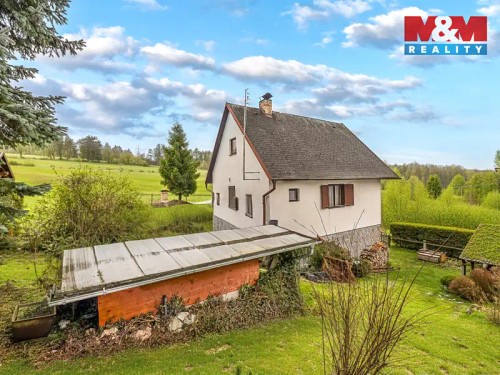 Prodaná chata 103 m², pozemek 358 m²