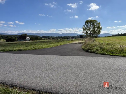 Prodej stavebního pozemku 1223 m²