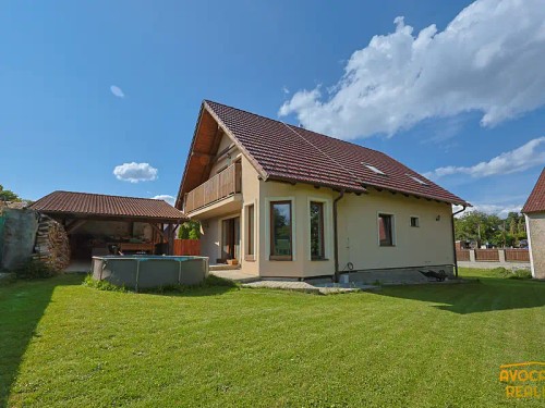 Prodej domu 190 m², pozemek 974 m²