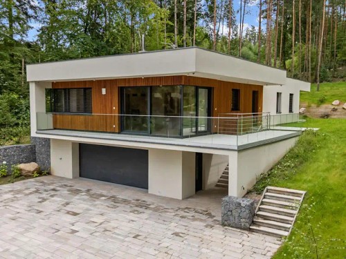 Prodej vily 265 m², pozemek 1811 m²