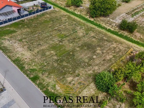 Prodej stavebního pozemku 1001 m²