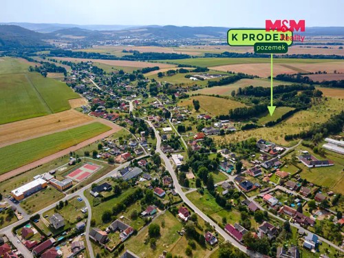 Prodej stavebního pozemku 9717 m²