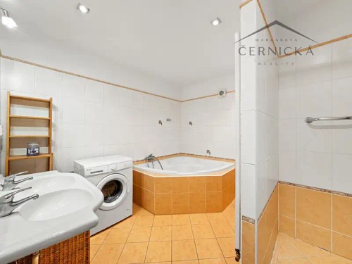 Prodej domu 187 m², pozemek 866 m²