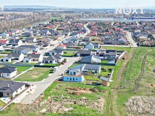 Prodej stavebního pozemku 852 m²