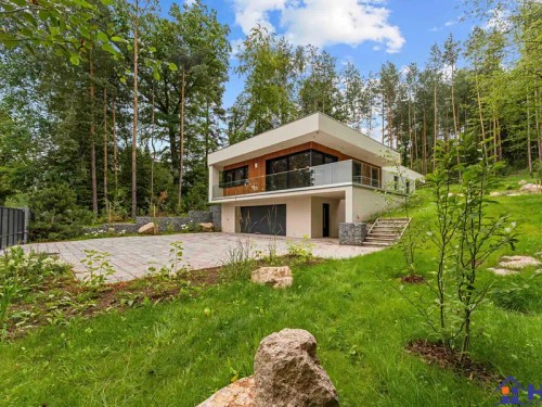 Prodej vily 265 m², pozemek 1811 m²