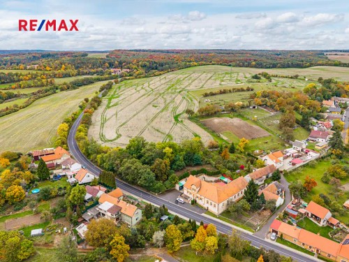 Prodej domu 670 m², pozemek 1786 m²