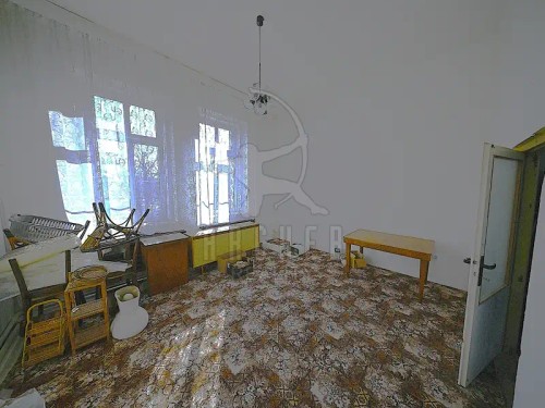Prodej domu 454 m², pozemek 164 m²