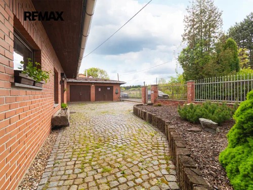 Prodej domu 264 m², pozemek 1683 m²