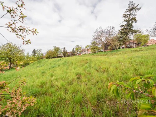 Prodej stavebního pozemku 558 m²