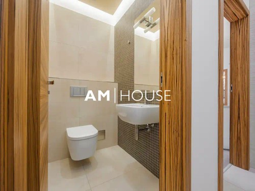 Prodej domu 330 m², pozemek 1277 m²