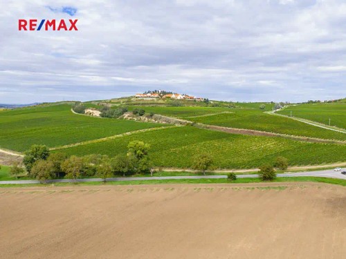 Prodej stavebního pozemku 6037 m²