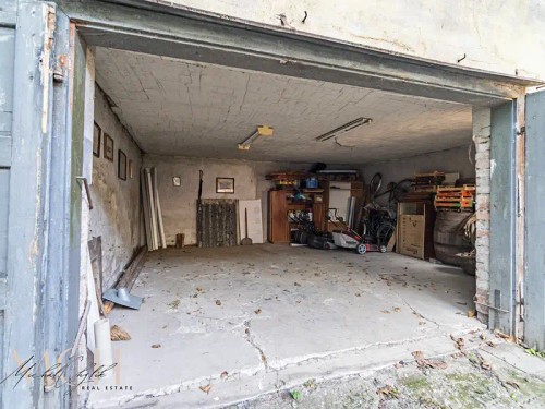 Prodej domu 330 m², pozemek 1144 m²