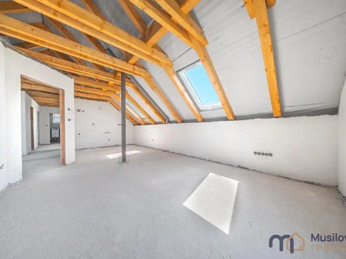 Prodej domu 194 m², pozemek 1131 m²