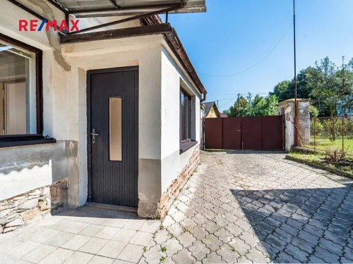 Prodej domu 415 m², pozemek 2446 m²
