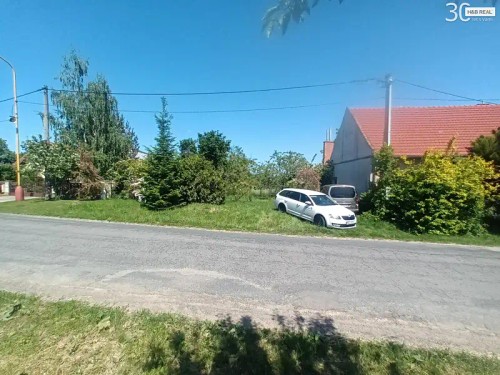 Prodej stavebního pozemku 1584 m²
